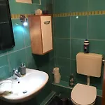 Monteurzimmer, Innenstadt Lage ホームステイ *