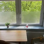 Monteurzimmer, Innenstadt Lage ホームステイ
