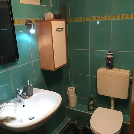Monteurzimmer, Innenstadt Lage Alloggio in famiglia *