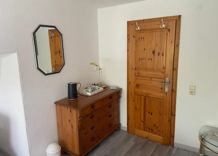 Monteurzimmer, Innenstadt Lage Alloggio in famiglia *